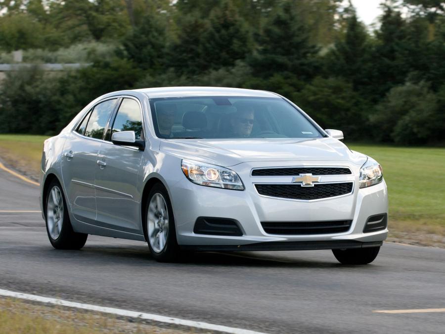  Chevrolet Malibu ECO 2011 года  (фото 2 из 16)
